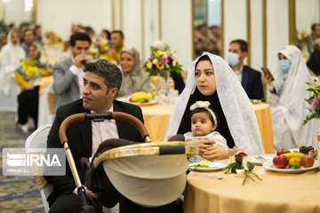 جشن بزرگ ازدواج دانشجویی